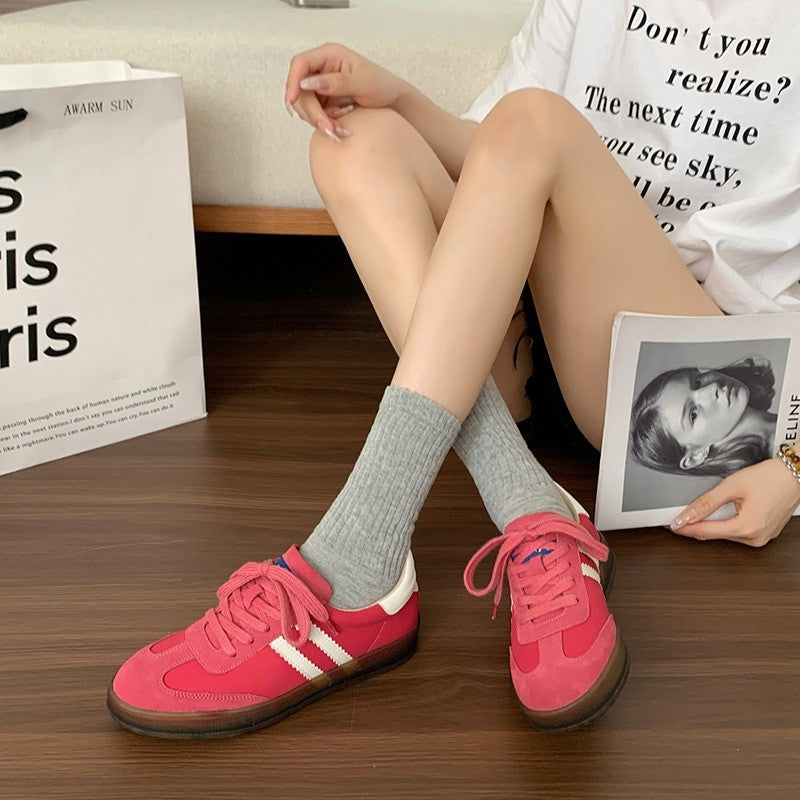 Visiem mačiem piemēroti sporta apavi