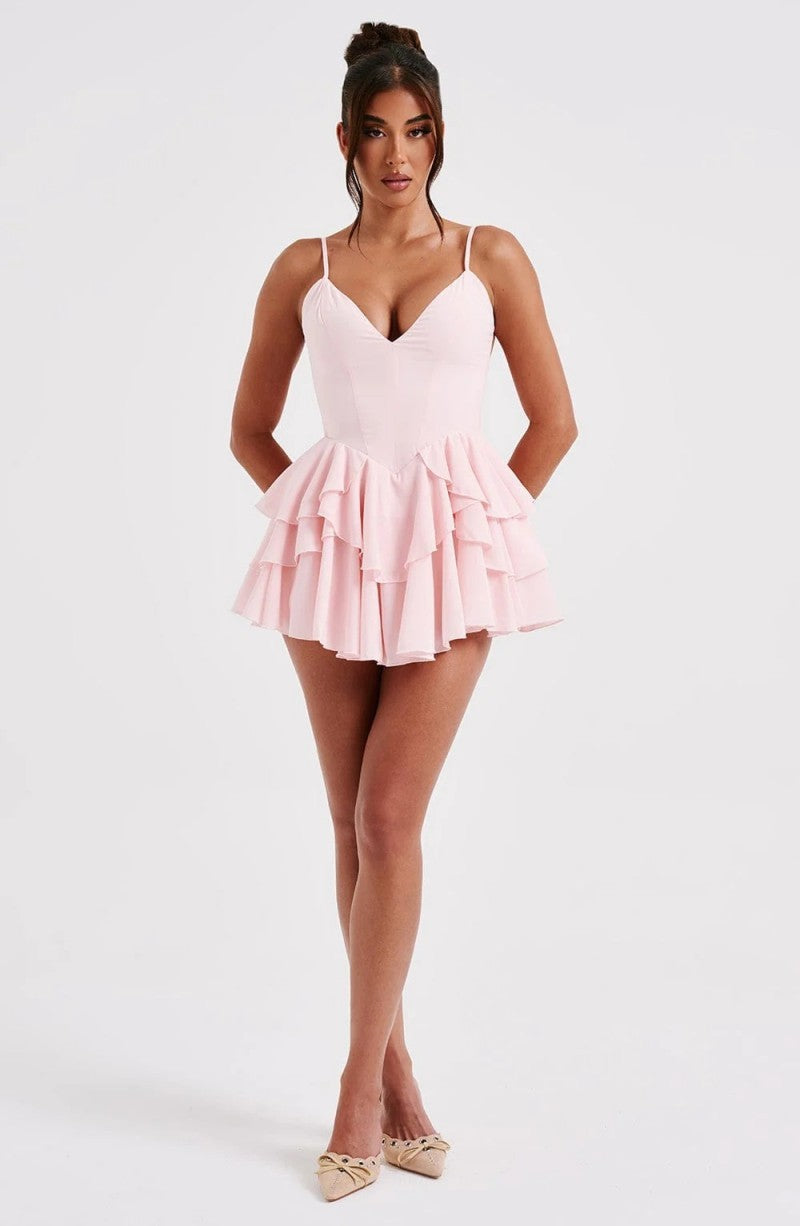 Svārki ar volāniem