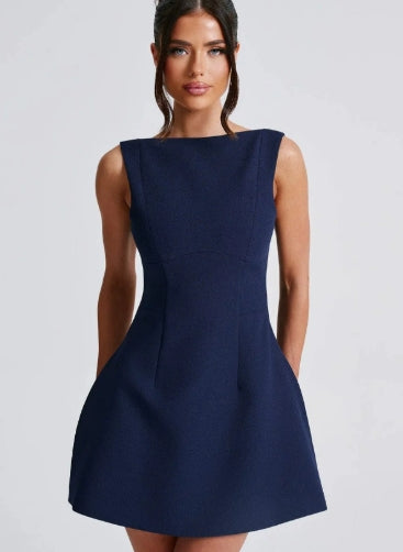 Bezpiedurkņu svārki bez muguras