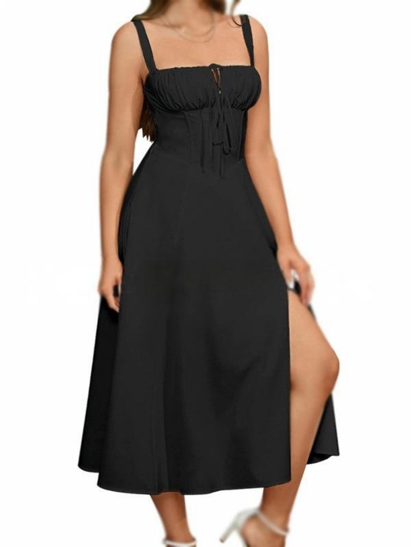 Vienkrāsaina kleita ar auklām un šņorēm