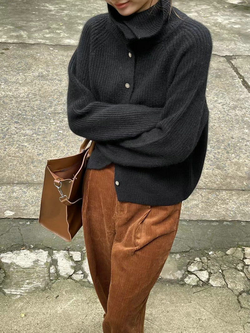 Brīvs vienkrāsains adīts kardigans 