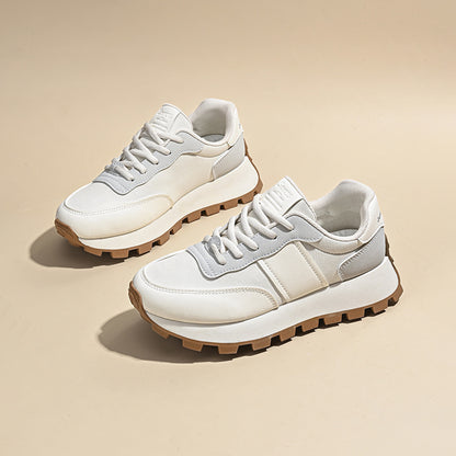 Paaugstinātu ikdienas apavu korejiešu versija ar logotipu 