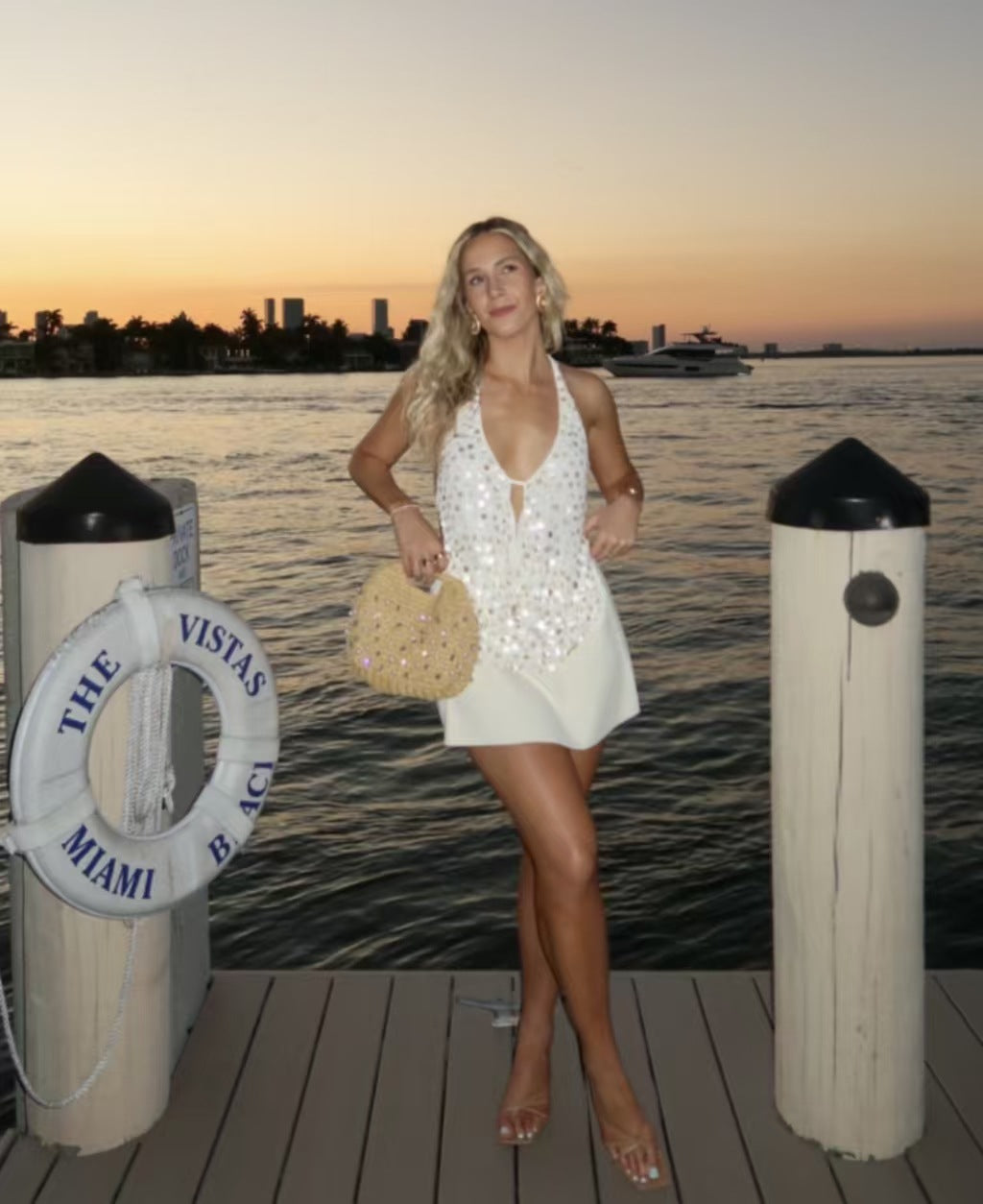 Dziļi V veida fliteru apauts 